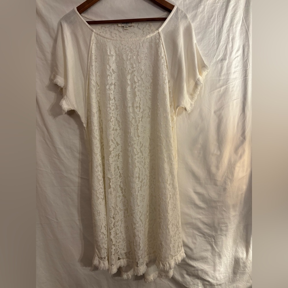 Umgee Ivory floral lace top dress with short sleeves, round neck, side pockets.